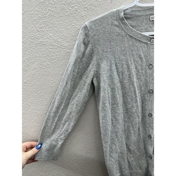 Merona Womens Sweater Size XS Gray Long Sleeve Button Up Lightweight - Picture 2 of 10
